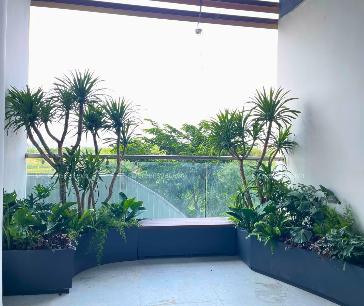 THI CÔNG NIC-HÒA LẠC